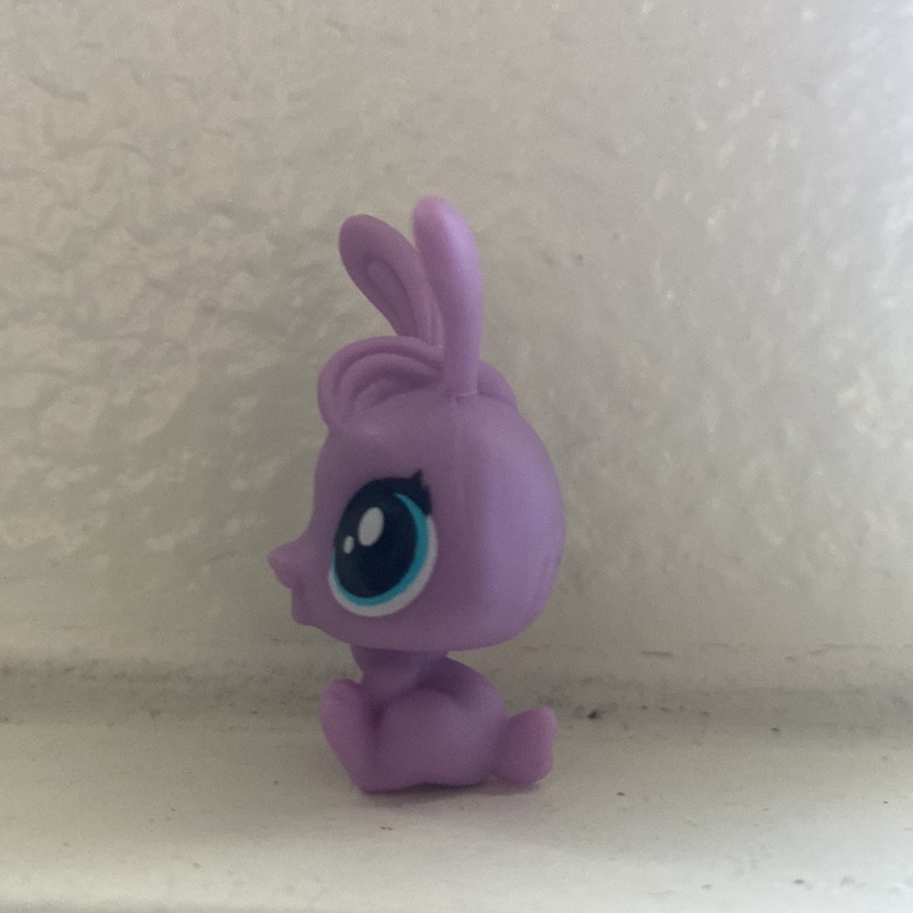 Mini Rabbit Bunny LPS - Picture 3 of 5